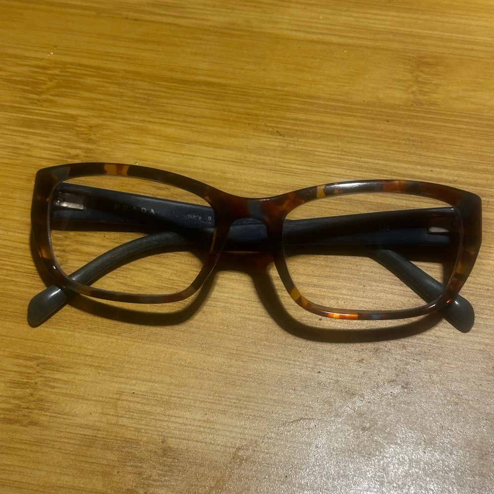 Eyeglass frames - Picture 4 of 10